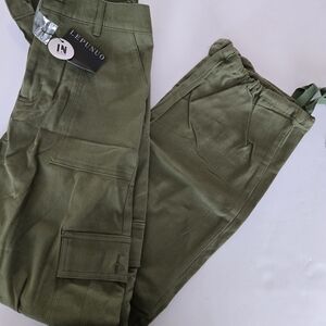 Lepunuo Olive Green High Waisted Cargo Pants - Womens Size M (NWT)
